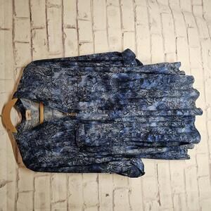 Avenue Slinky Blue Top